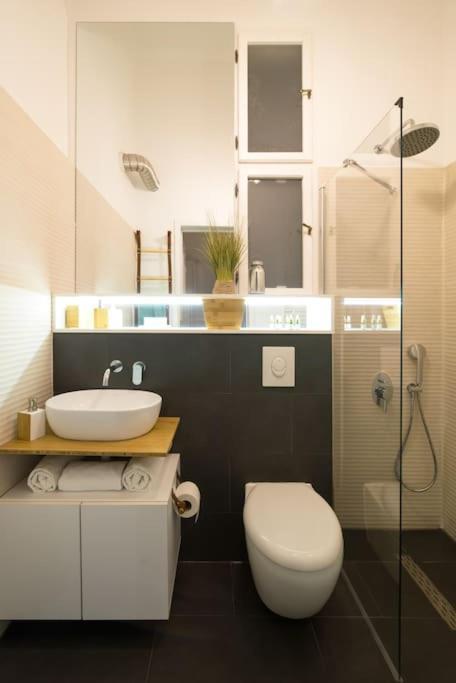 No.8: Lovely & Cosy 3-Room Heart Of The City تيميشورا المظهر الخارجي الصورة