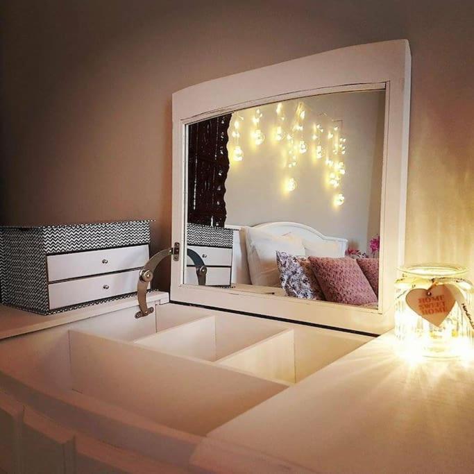 No.8: Lovely & Cosy 3-Room Heart Of The City تيميشورا المظهر الخارجي الصورة